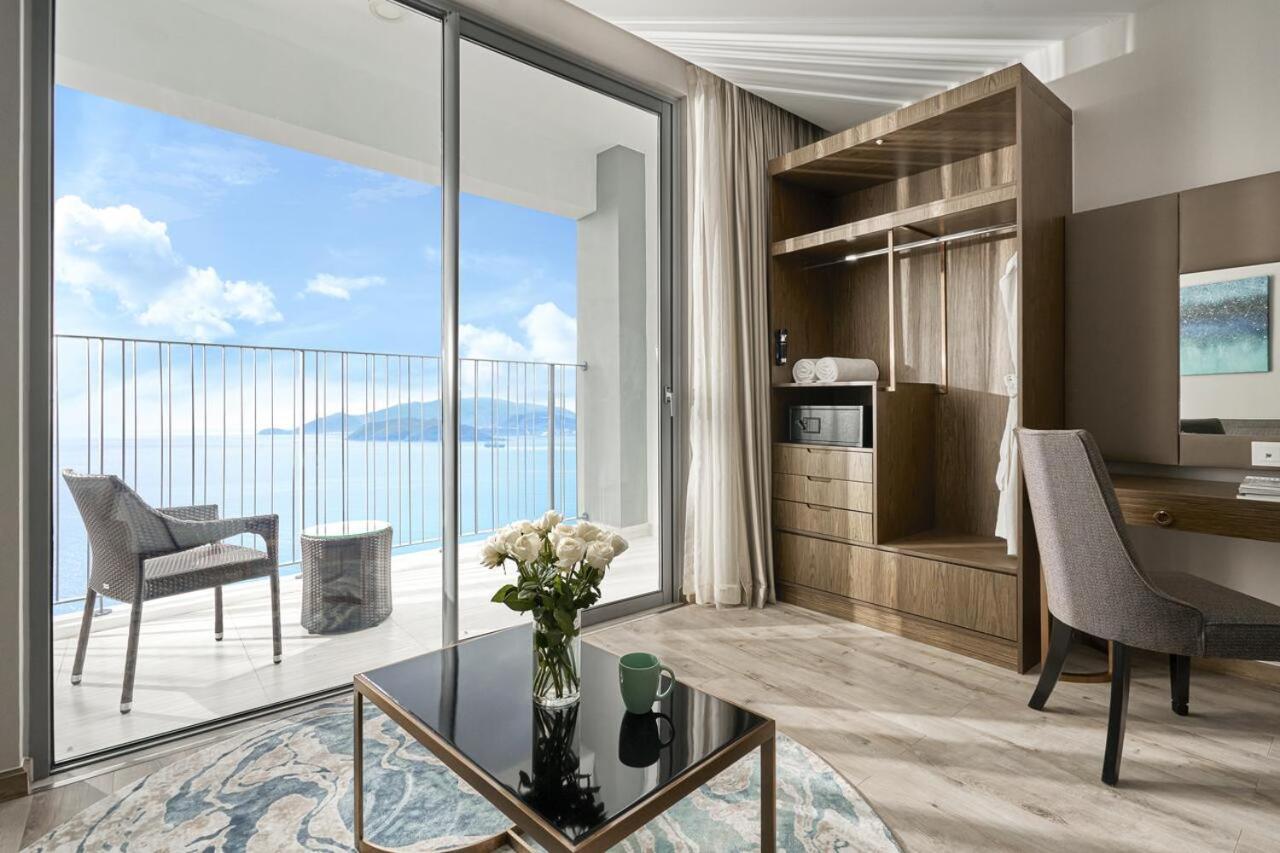 Holi Panorama Condotel Nha Trang Exterior foto