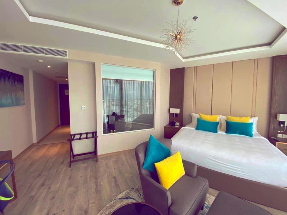 Holi Panorama Condotel Nha Trang Exterior foto