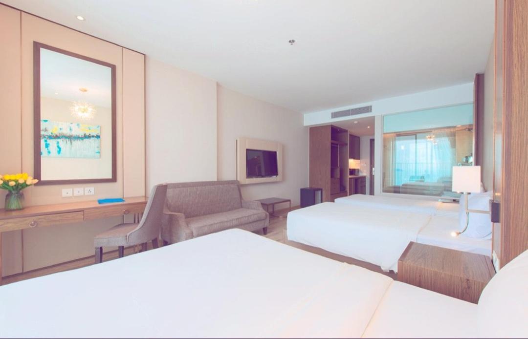 Holi Panorama Condotel Nha Trang Exterior foto