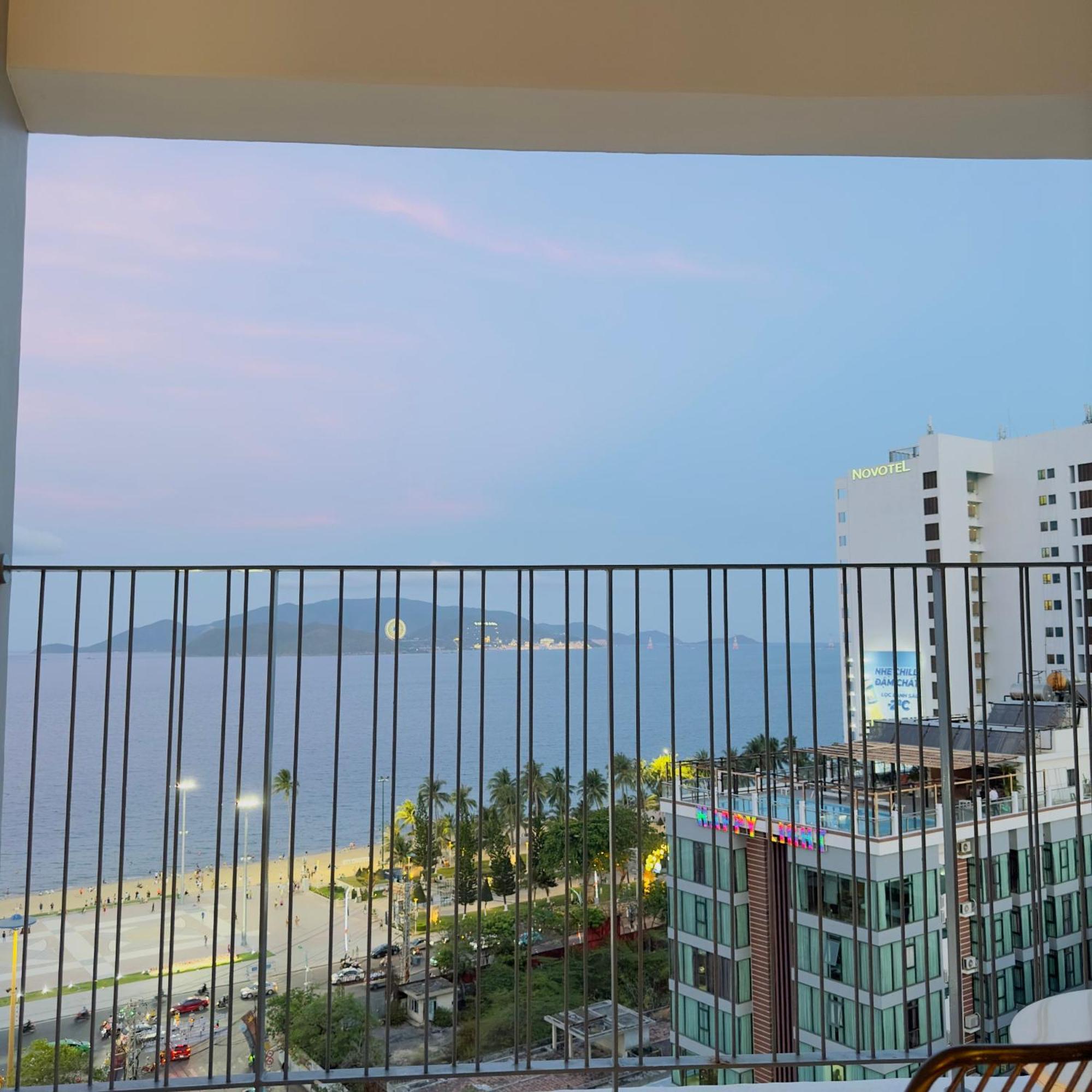 Holi Panorama Condotel Nha Trang Exterior foto